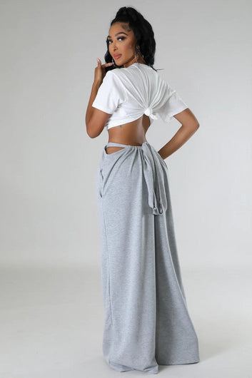 <h1>The world in Nude and grey</h1>