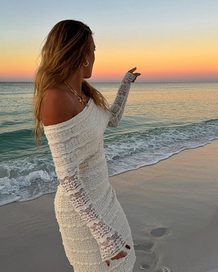 25 Edition – Elegant Off-Shoulder Lace Maxi Dress (Socialite Style)