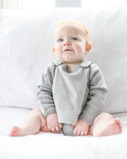 Smart Long Sleeve Kimono Bodysuit + Bib - Gray